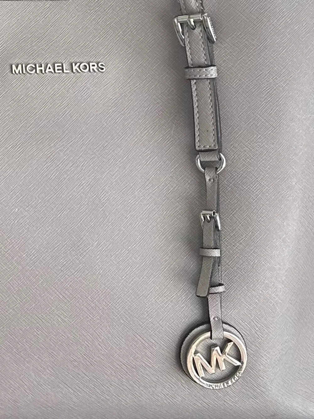 Michael Kors Jet Set Gray Saffiano Leather Tote Shoulder Bag structured
